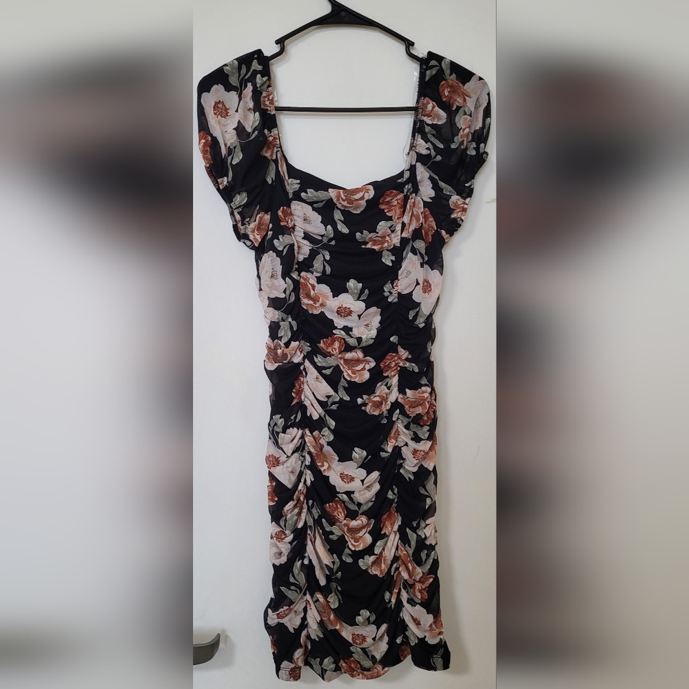 Ross : Flower dress Medium-sized